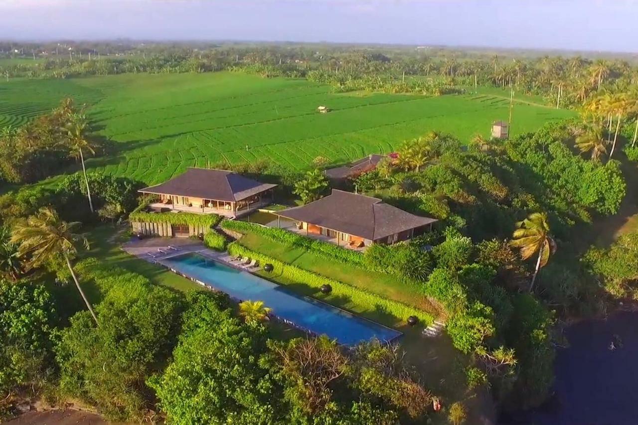 Bulung Daya Beach Villa Retreat Antasari ภายนอก รูปภาพ